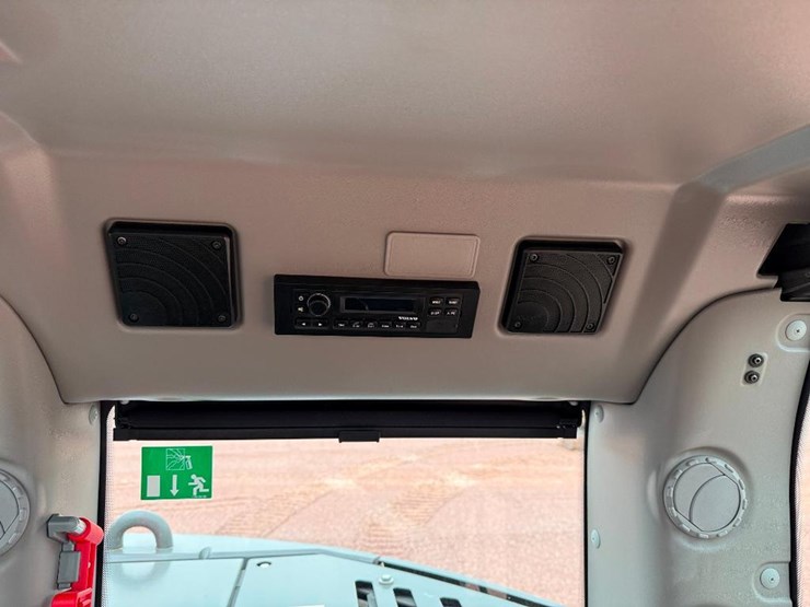volvo-ecr145el-image-58