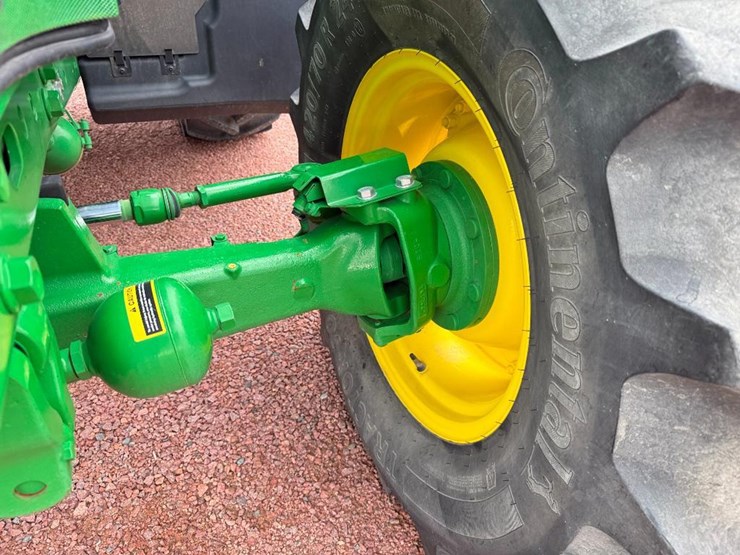john-deere-6120r-image-31