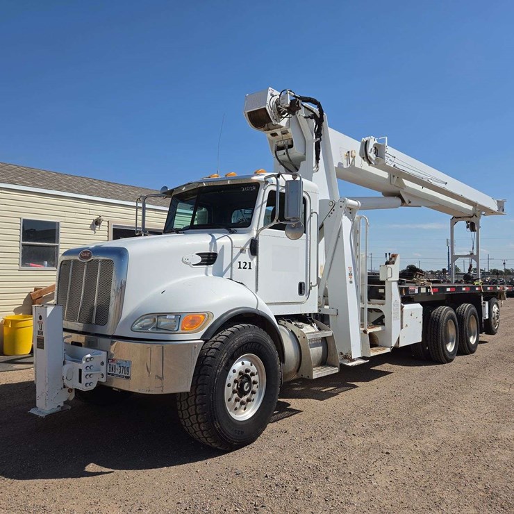 2006 PETERBILT 335