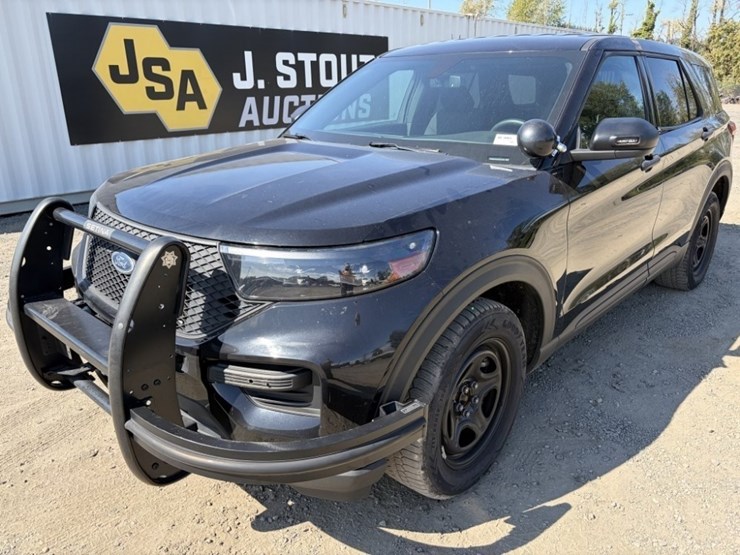 2021-ford-explorer-image-1