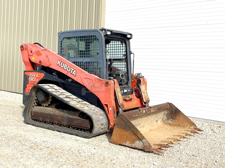2015-kubota-svl90-image-1