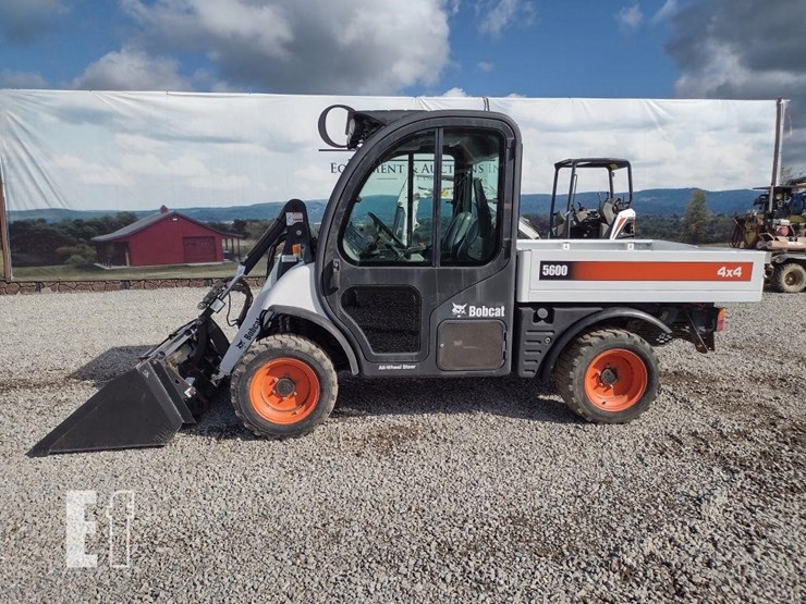2006-bobcat-toolcat-5600-image-1