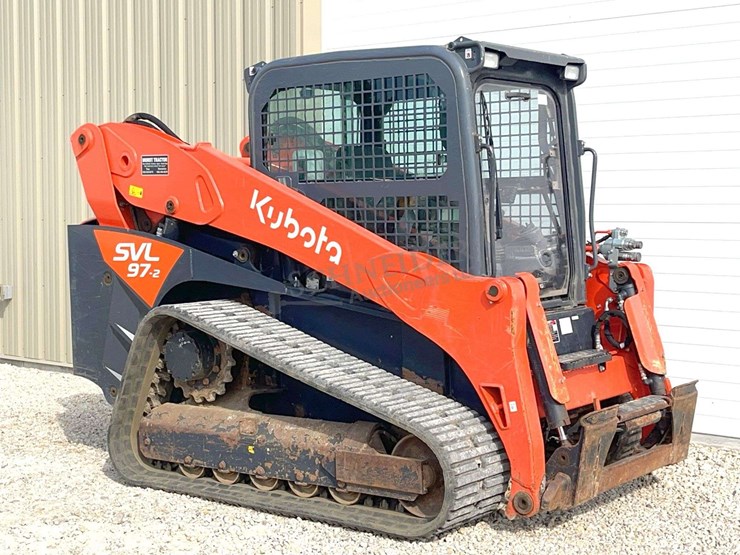 2021-kubota-svl97-2-image-1