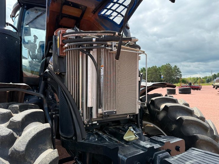 new-holland-t8.320-image-51