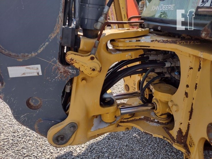 2010-deere-310sj-image-41