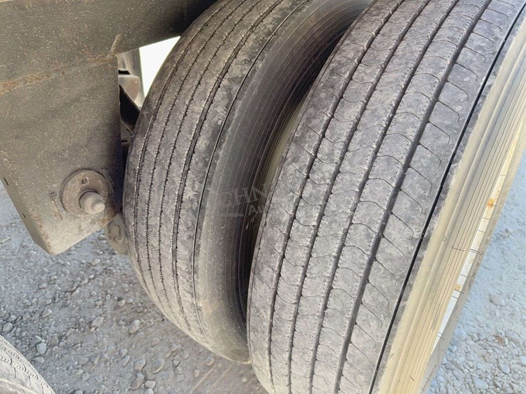 2014-utility-4000dx-image-21