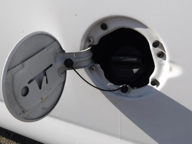 2017-utility-van-image-6