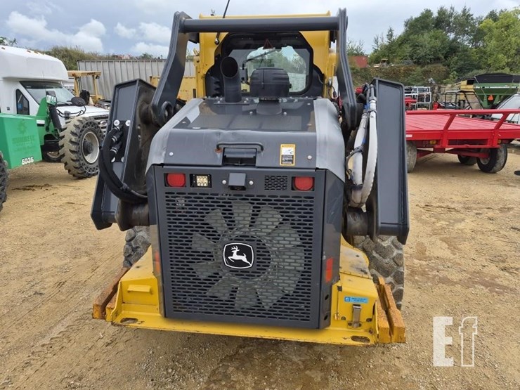 2020-deere-330g-image-8