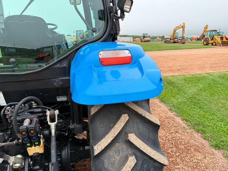 new-holland-ts130a-image-24