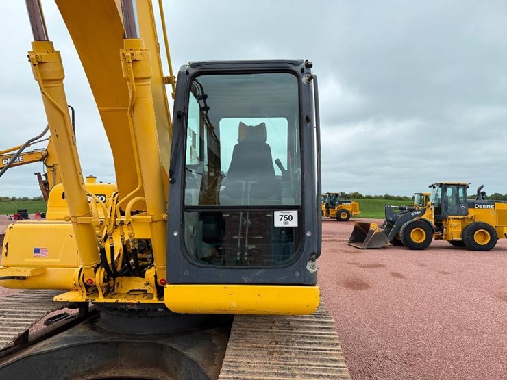 kobelco-sk210-lc-8-image-14