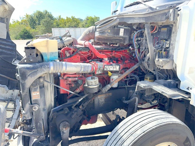 2020-peterbilt-579-image-54