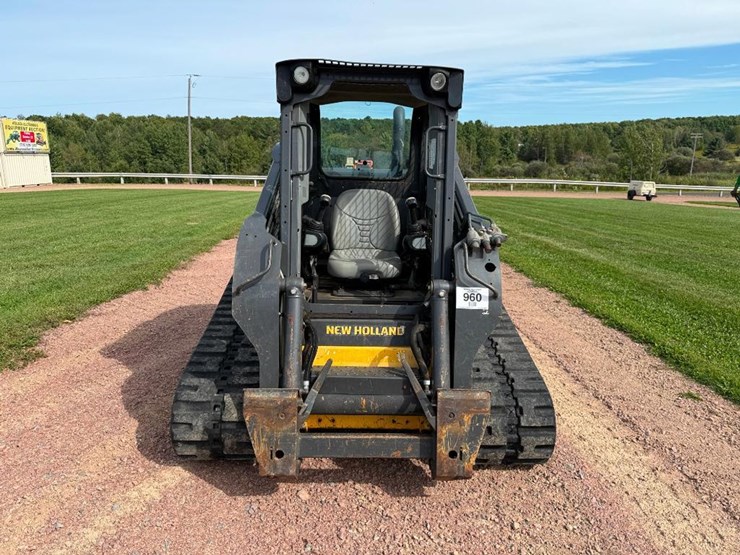 new-holland-c232-image-2