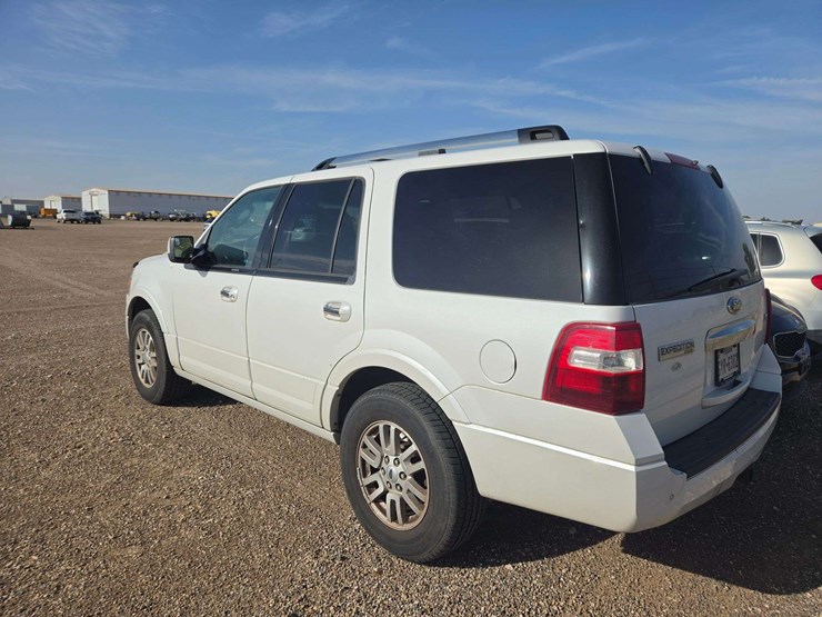 2012-ford-expedition-limited-image-4