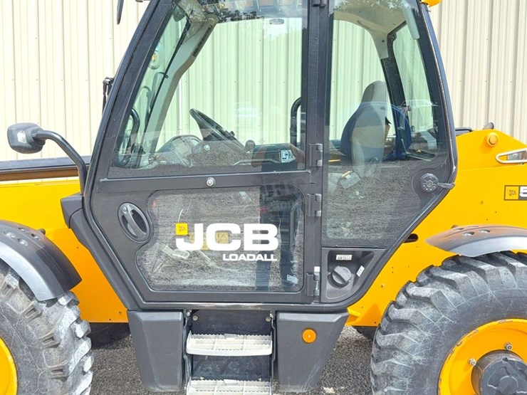 2019-jcb-540-140-image-71