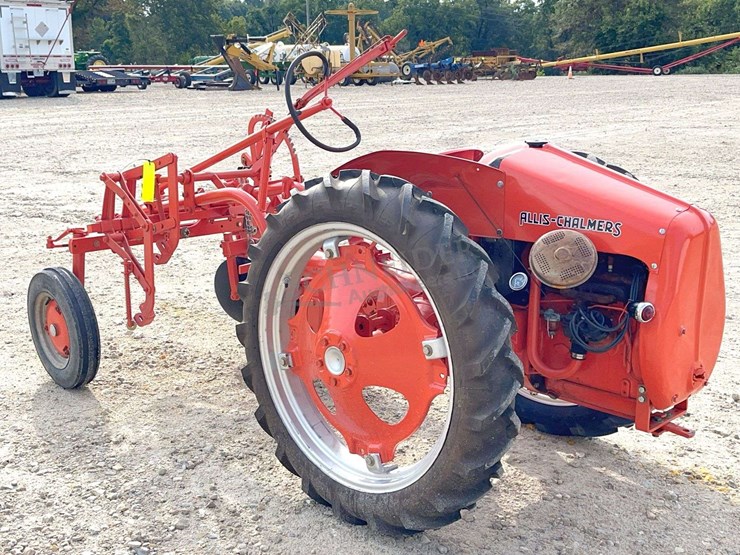 allis-chalmers-model-g-tractor-image-6