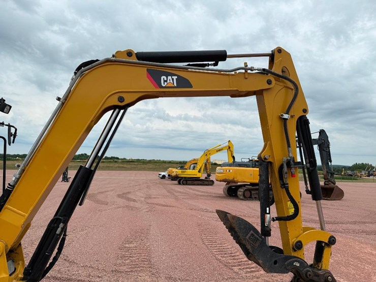 caterpillar-305e2-cr-image-25