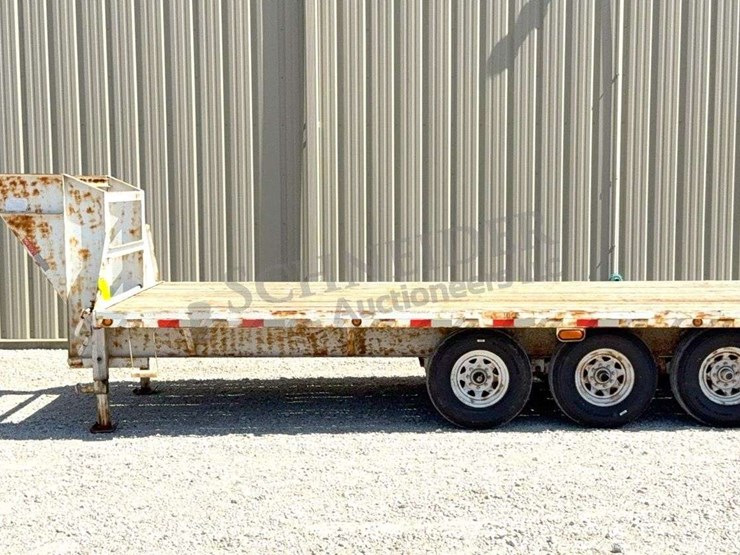 2003-load-trail-20'-gooseneck-flatbed-trailer-image-4
