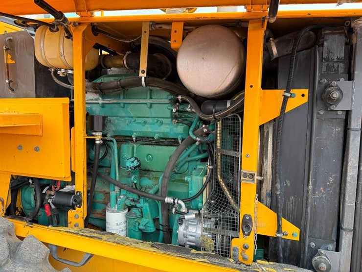 volvo-l70c-image-22