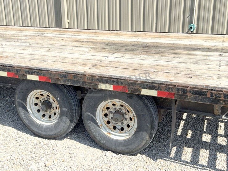 2014-trailerman-29'-flatbed-gooseneck-trailer-image-33
