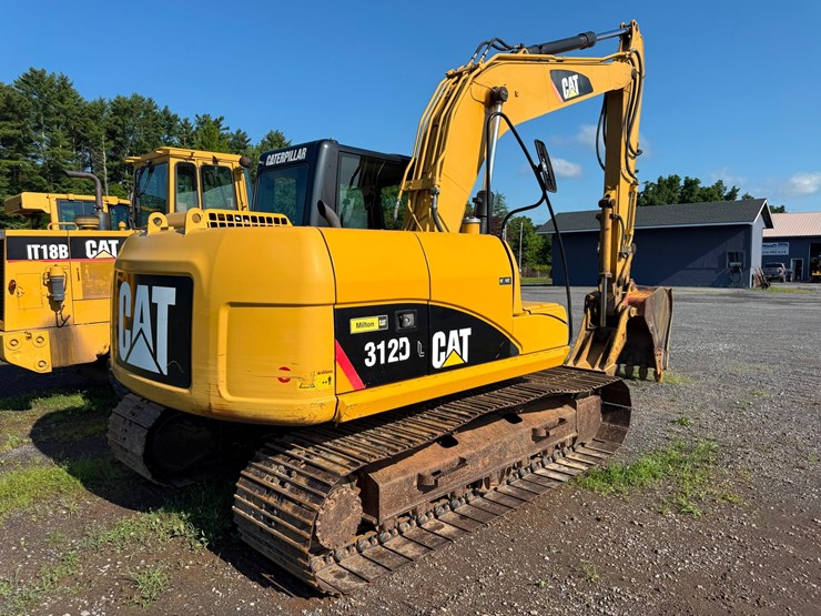 caterpillar-312d-image-3
