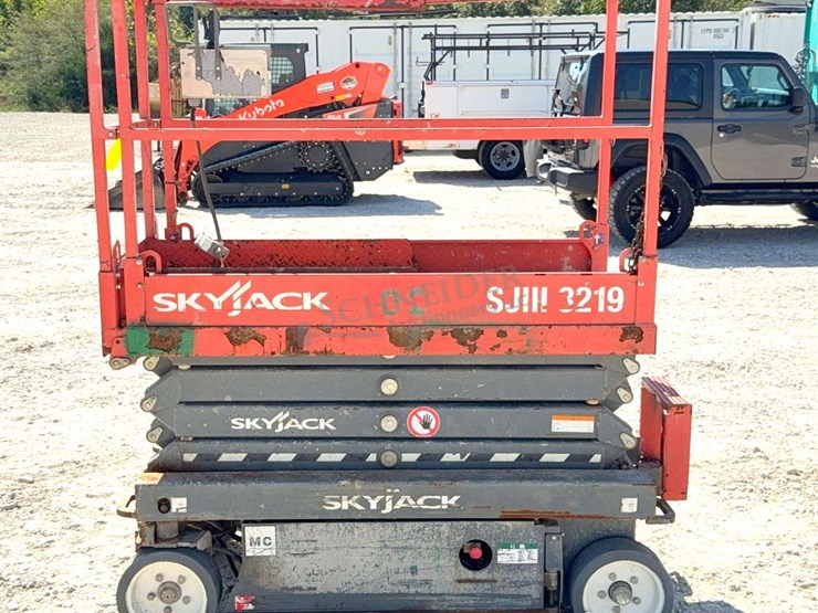 2017-skyjack-sjiii3219-image-6