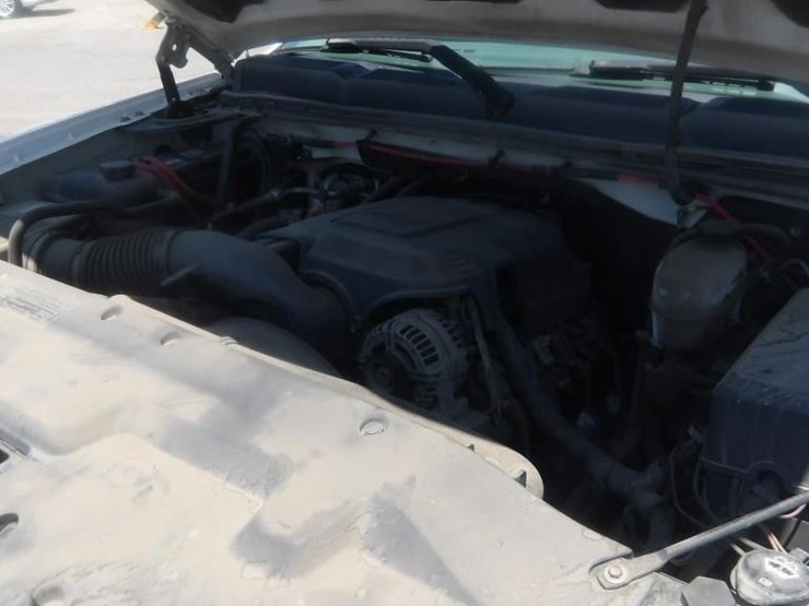 2008-chevrolet-2500-image-9