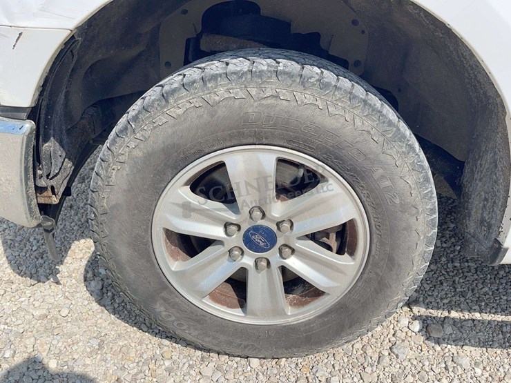2017-ford-f150-image-44