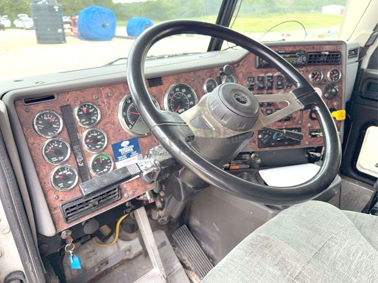 2003-international-9400i-image-77