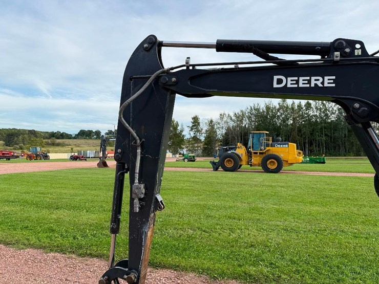 deere-35g-image-32