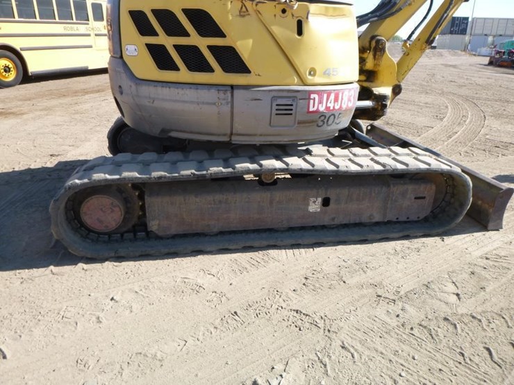 2003-kobelco-sk45sr-image-28