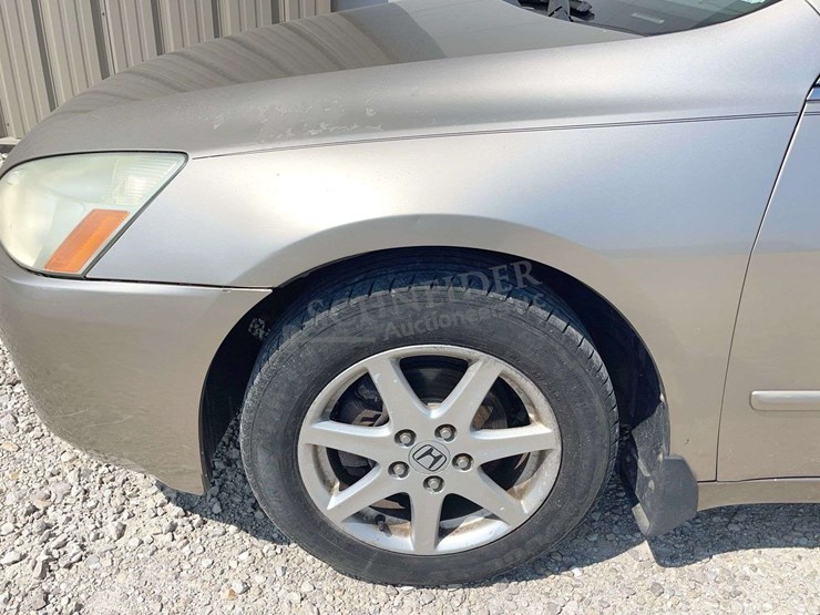 2003-honda-accord-sedan---100%-donation-to-the-jack-charles-schneider-foundation-supporting-the-ffa-image-39