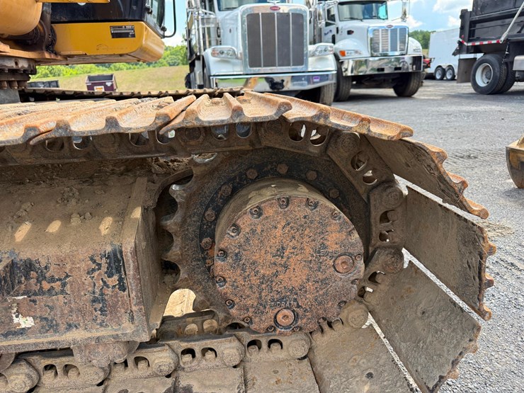 2016-caterpillar-313flgc-image-14