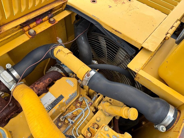 2004-caterpillar-314c-image-36