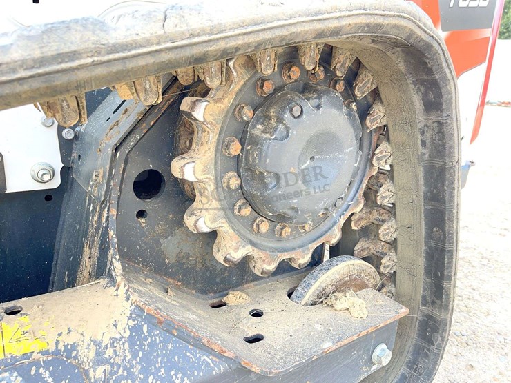 2025-bobcat-t650-image-15
