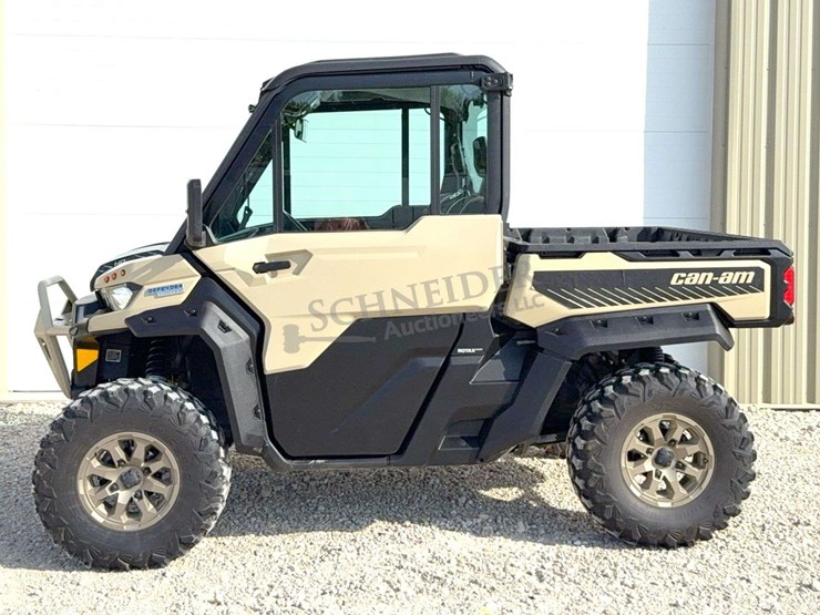 2023-can-am-hd10-defender-limited-4x4-utv-image-5