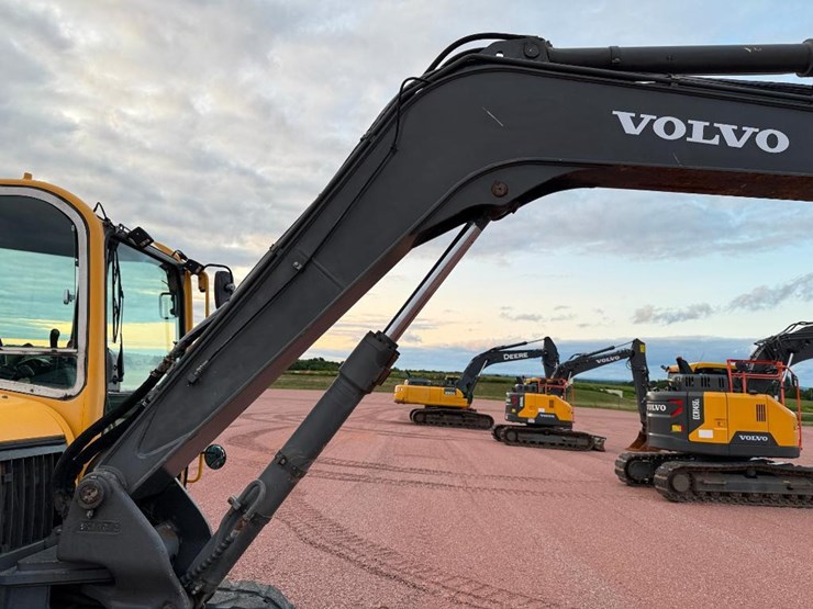 volvo-ecr88-image-33