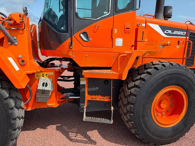 doosan-dl220-5-image-15