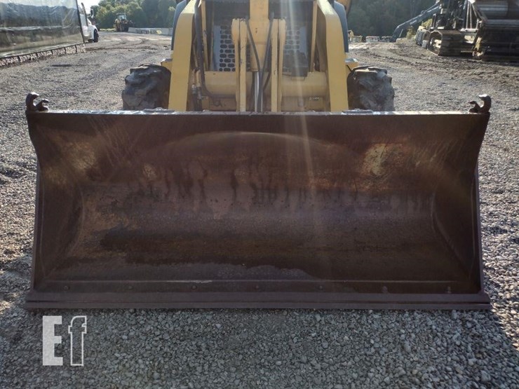 2003-deere-310sg-image-22