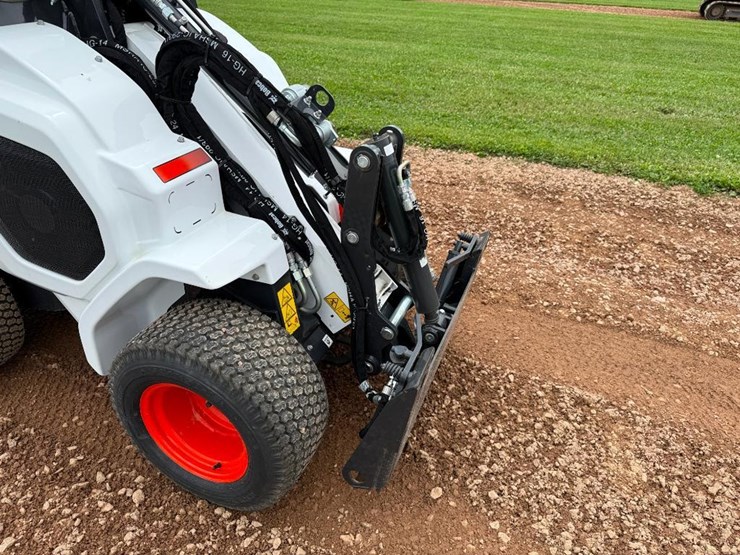 2024-bobcat-l28-image-23