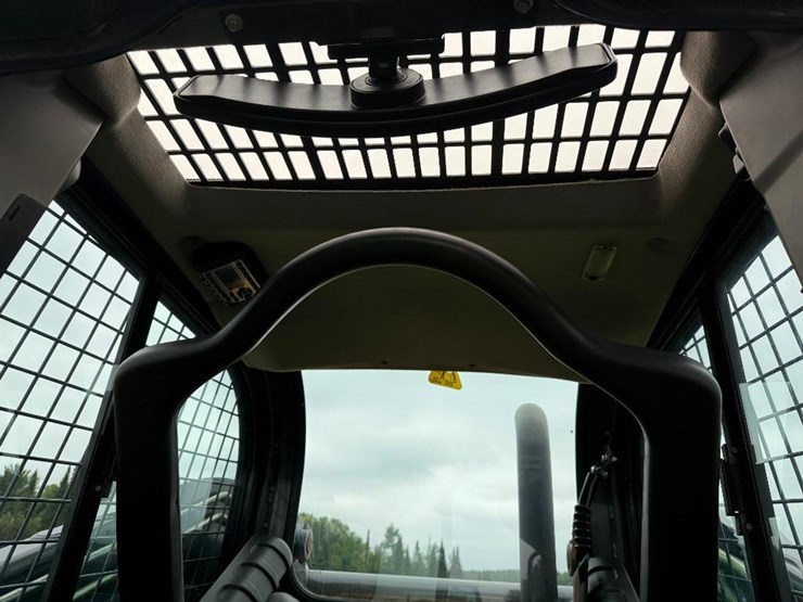 new-holland-c232-image-35