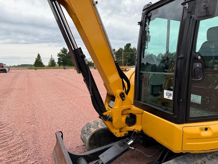 caterpillar-305e2-cr-image-28