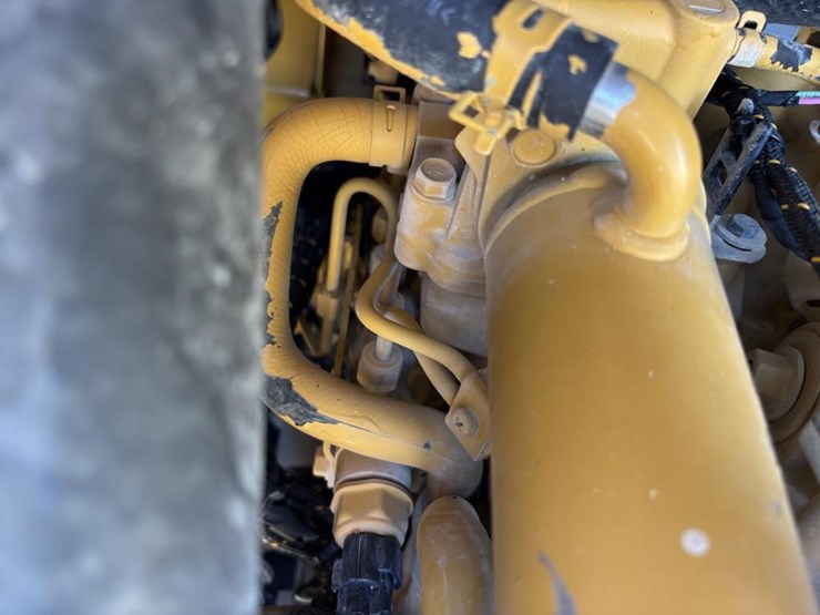2020-caterpillar-289d3-image-43