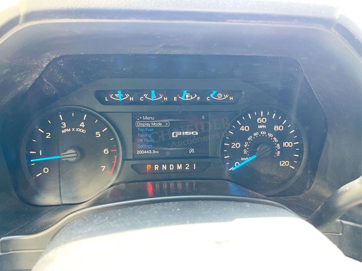 2017-ford-f150-image-40