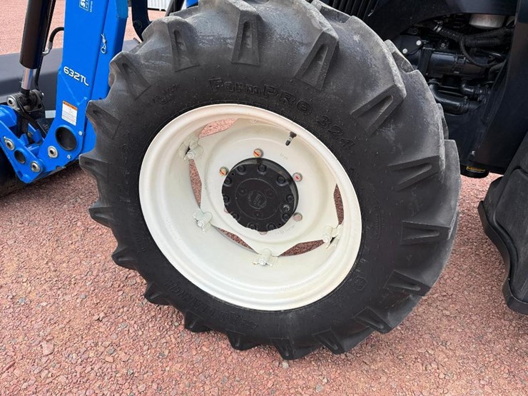 new-holland-workmaster-95-image-9