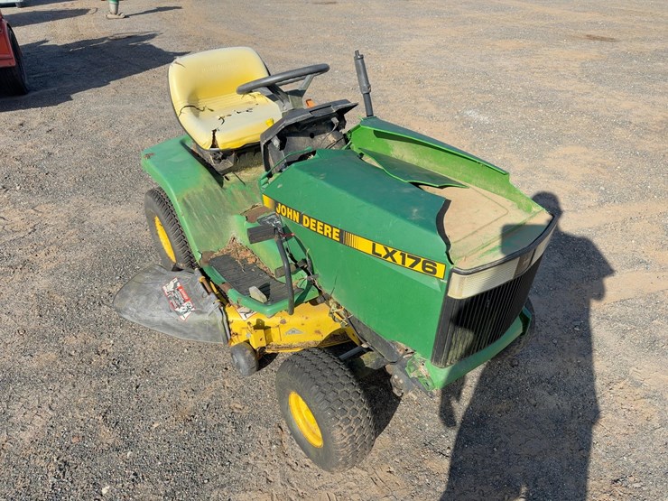 john-deere-lx176-image-6