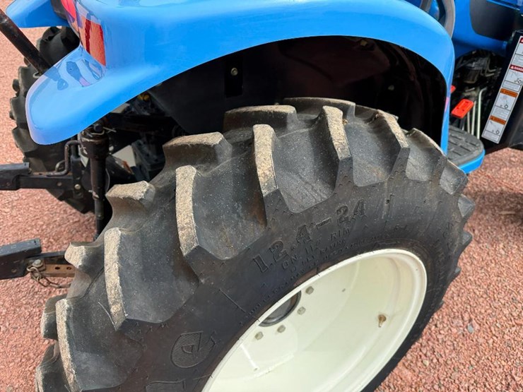 new-holland-tc35da-image-8