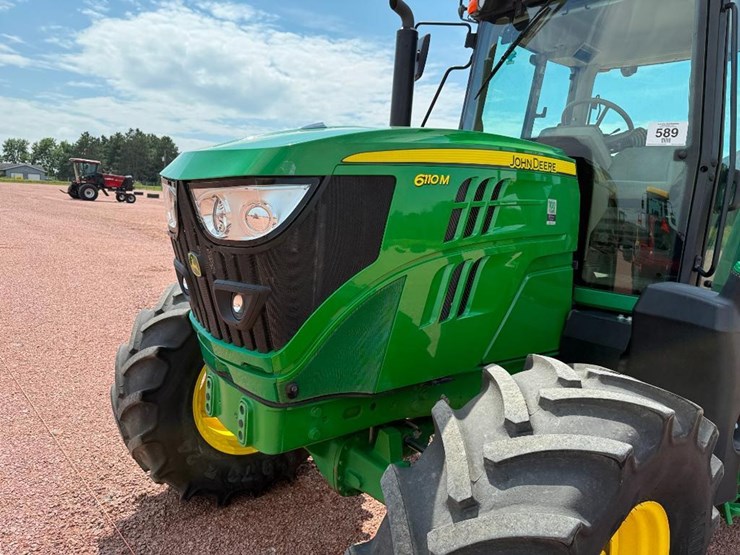 john-deere-6110m-image-24