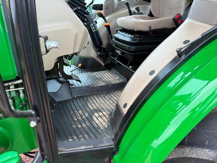 john-deere-5075e-image-48
