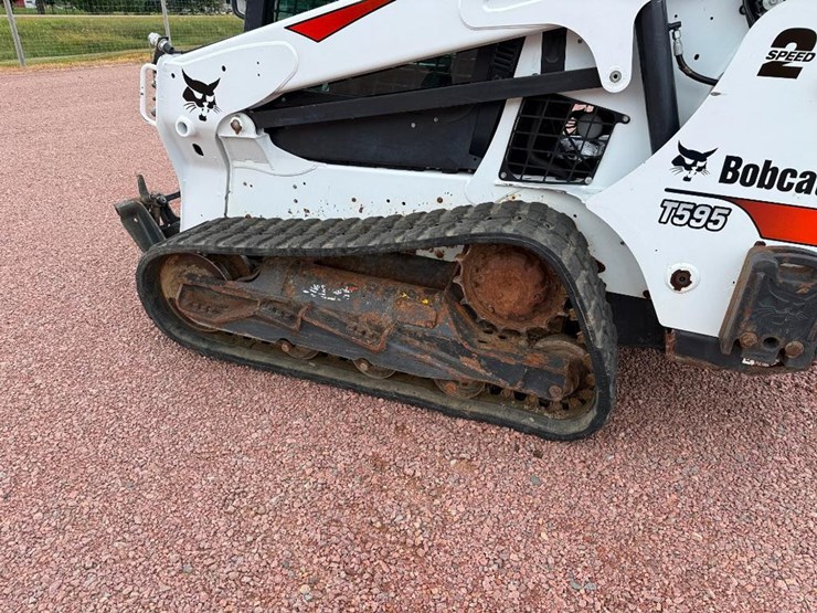 bobcat-t595-image-8