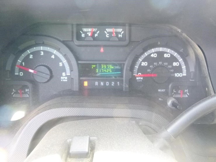 2012-ford-e350-image-11